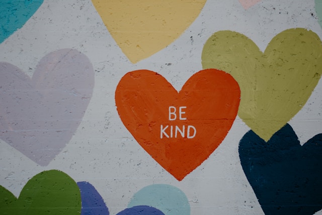 hearts with the words "Be Kind"